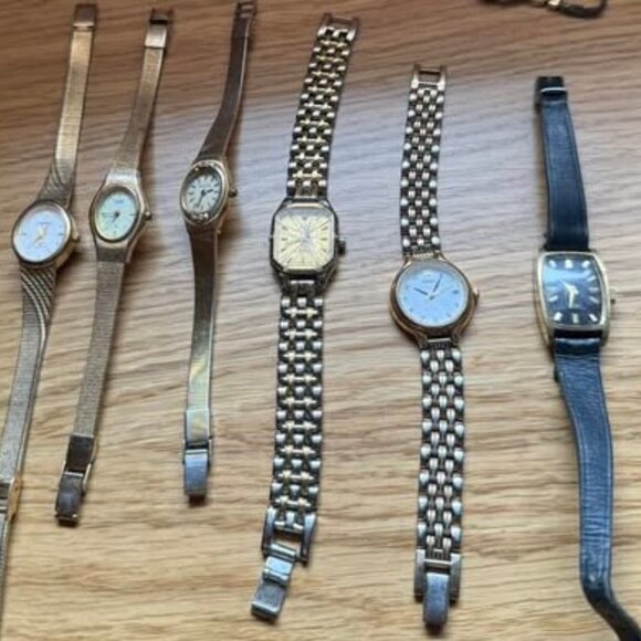 Bundle of 6 Broken Watches - Picture 1 of 1